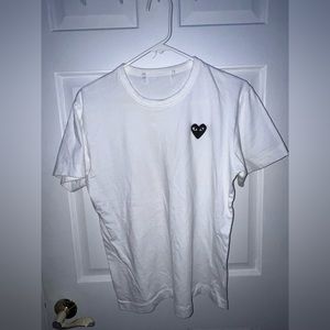 COMME DES GARCONS PLAY SS TSHIRT WHITE BLACK HEART